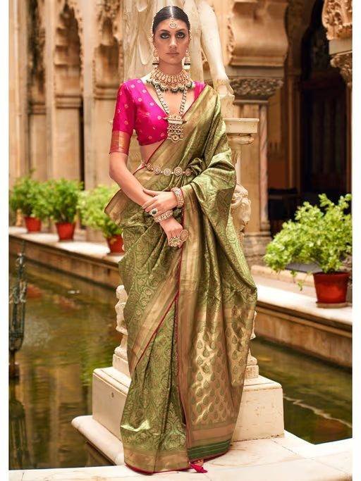Laser Green Zari Woven Banarasi Saree With Unstitched Blouse